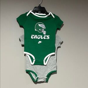 Nike Eagles 2pc Creeper Set - NWOT